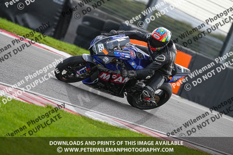 donington no limits trackday;donington park photographs;donington trackday photographs;no limits trackdays;peter wileman photography;trackday digital images;trackday photos